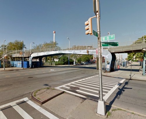 The New York Aquarium's pedestrian bridge spanning Surf Avenue as it looked in June 2011 {Courtesy of Google Street View}.